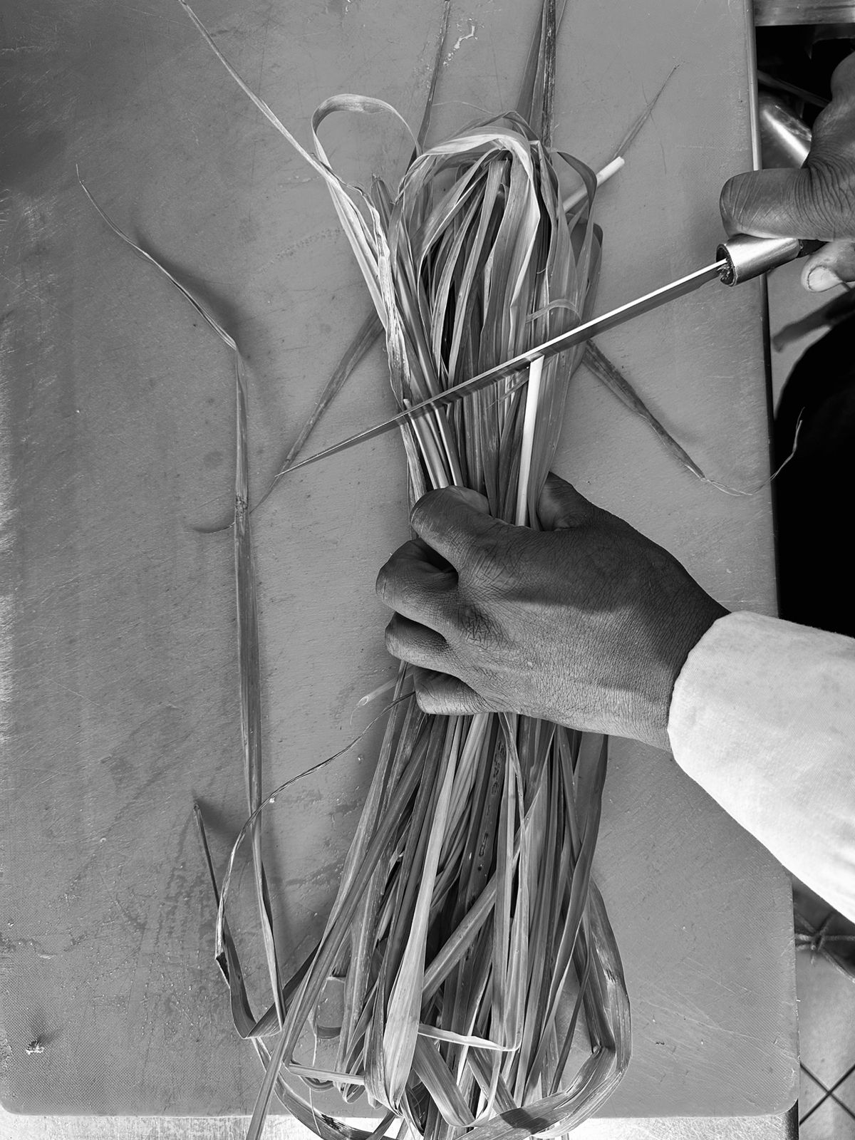 Le chef Frédéric Foumenaigue en cuisine